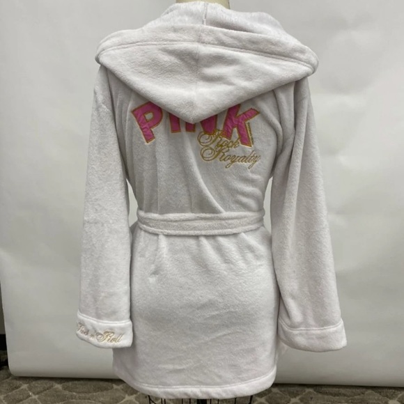 VS PINK Robe - Picture 4 of 9